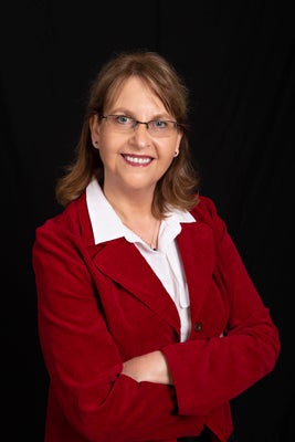 Portrait of Lisa Robinett, REALTOR®, GRI